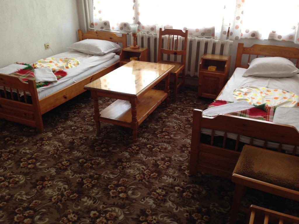 Katerina Family Hotel Smoljan Zimmer foto